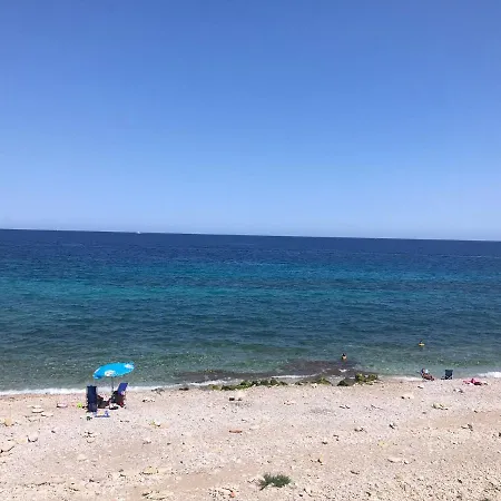 L'arco Sul Mare